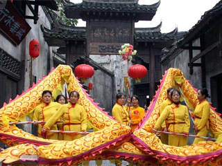 �й�������ҵ��չ�ı걾——�齭���̳�