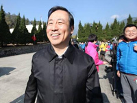 �϶����ŷ�������̱� ���ƶ��ҹ��ռ��ѧ̽�� [��ͼ]