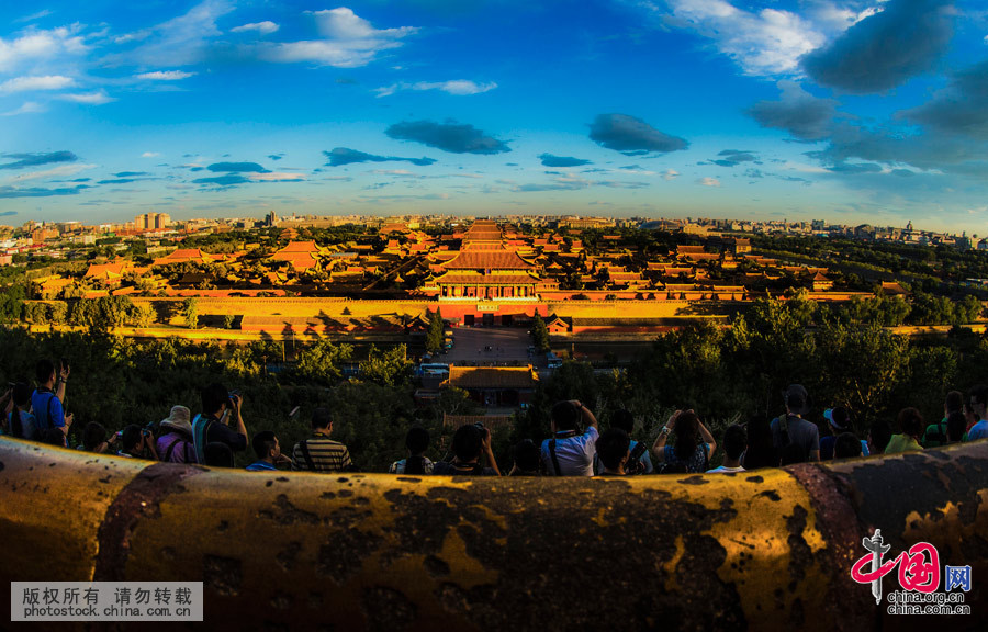  ������ʤ�����£�����ŵ���֮������ǧ��ĻԻ���ʷ�������ĺ��Ļ�����������������̾Ϊ��ֹ������ͼ����Ӱʦһ���ڼ�¼�¾��Ǽ��н��ķ���������й���ͼƬ�� ���