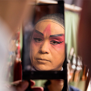 '�ϵ�����'С���Ŵ��а���ǻ�� ������ֱ�׵ļ���[��ͼ]